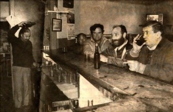 PINTAS Y MEDIAS DE VINO...