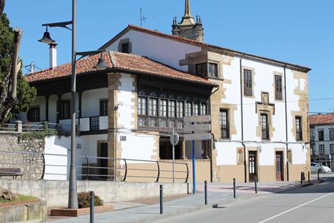 Catálogo de Recursos históricos y artísticos del Concejo de Colunga. COLUNGA: Palacio de los Alonso Covian
