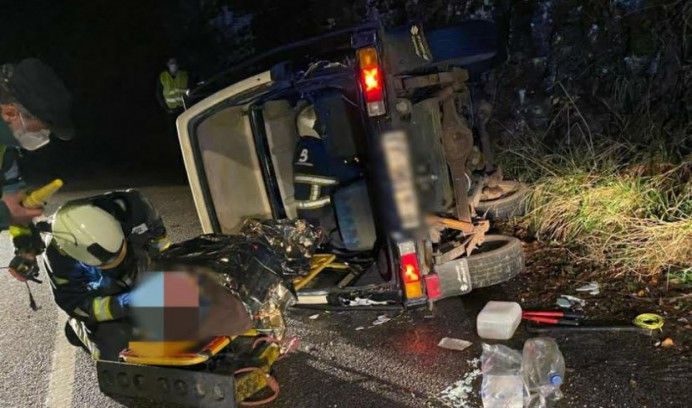 Accidente de tráfico en Sietes - Villaviciosa Accidente de tráfico en Sietes - Villaviciosa