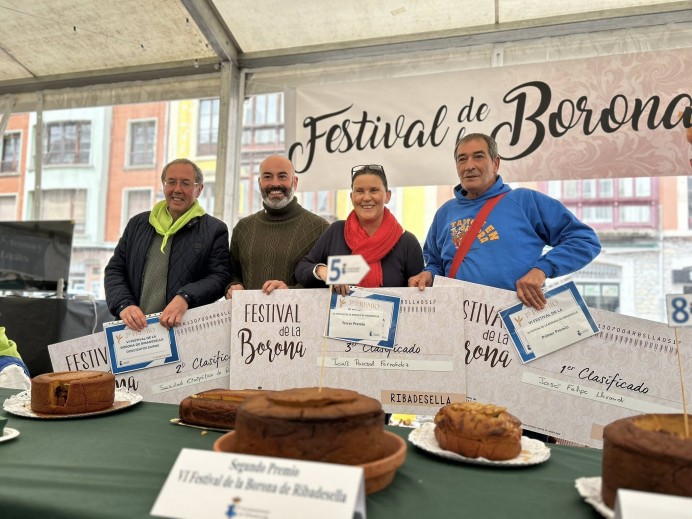 Éxito de público en el VI Festival de la Borona de Ribadesella y apertura del mercado local