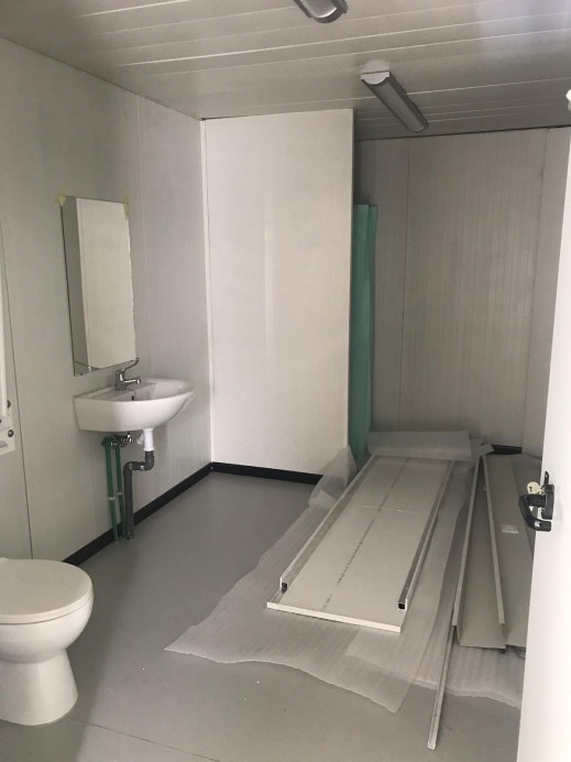 Instalados en el muelle de Lastres nuevos equipamientos