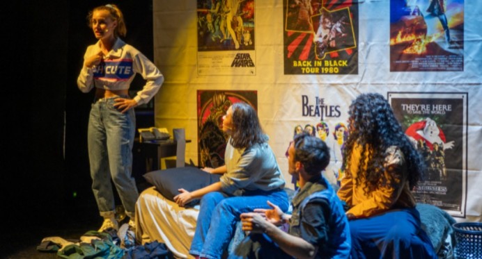 Bienvenidos llega a Gijón con un viaje musical por los 80 y 90