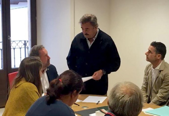 El colungués Cayetano Pérez-Cubillas Ruiz candidato a la alcaldía de Colunga y al Congreso de los diputados