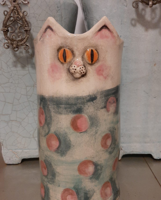 Exposición de cerámica creativa en Nueva