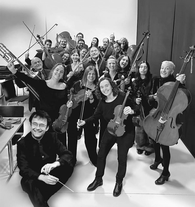 Gran expectación en Llanes para el concierto de la Orquestra de Cambra de la Garriga, con entradas agotadas