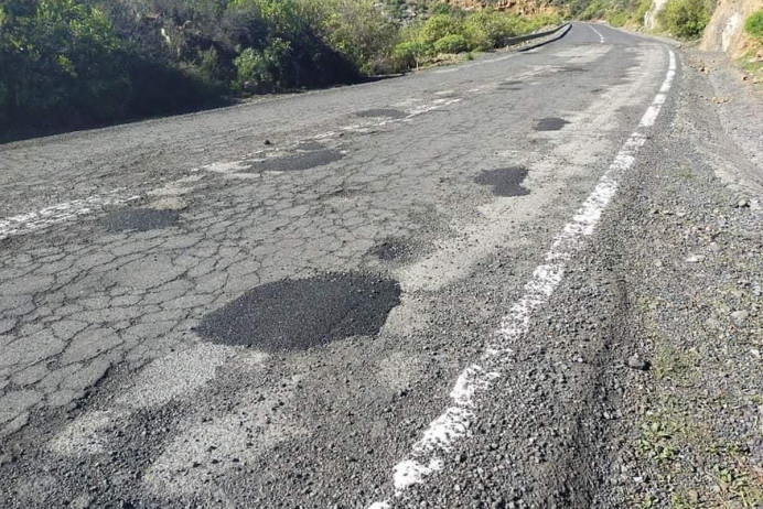 Corte en la carretera de Peón AS-331 del 25 de abril al 15 de julio