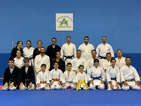 El Club TODE celebra en Arriondas un curso de Kobudo con el maestro Andrés López