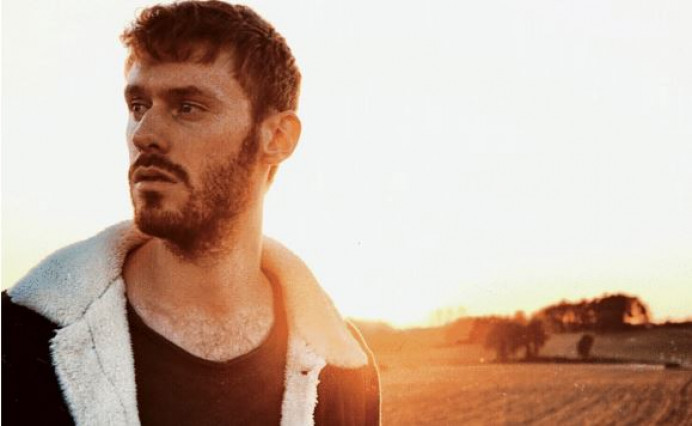 David Nevory, cantautor alemán de indie-folk publica su álbum Seagazing con Asturias como fuente de inspiración 