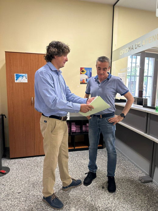 El PSOE de Llanes pide que se anule la ordenación del tráfico de Poo y se consensúe una nueva en concejo público