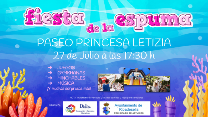 Fiesta de la espuma en Ribadesella