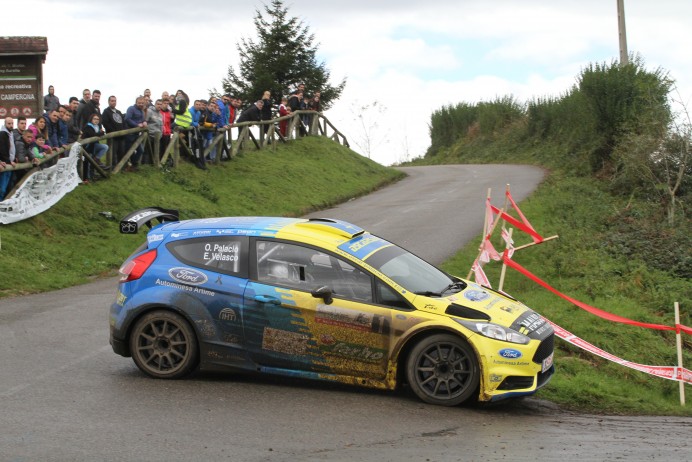 Óscar Palacio y Enrique Velasco, ganadores del III Rally de La Felguera