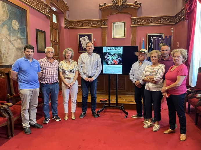 XXIII Feria del Lino y les Nueces de Camoca
