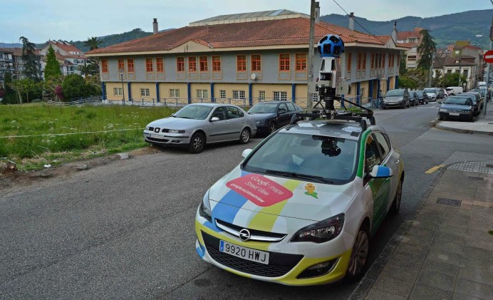 El coche de Google en Villaviciosa