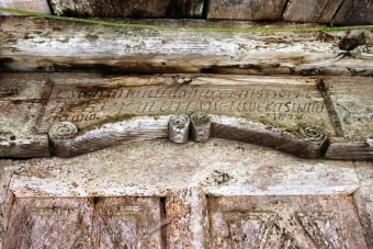 Decoración tradicional en hórreos y paneras