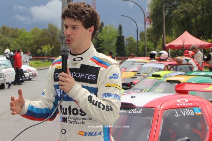 Javi Villa gana en Estepona