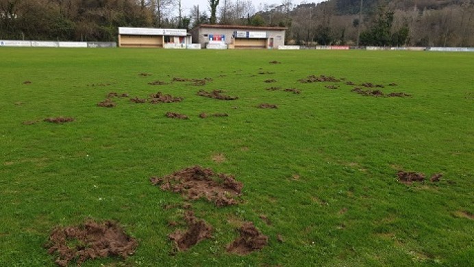 Santianes ¿Campo de Fútbol o caleya? Santianes ¿Campo de Fútbol o caleya?