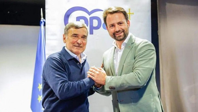 Colunga despide a Justino Pérez, referente del PP local durante los últimos años