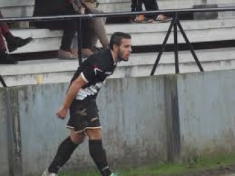 El llastrín Sergio Rodríguez Roza renueva con el Lealtad