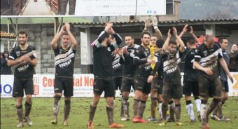 Partido de pretemporada entre el CD Lealtad y el Real Sporting