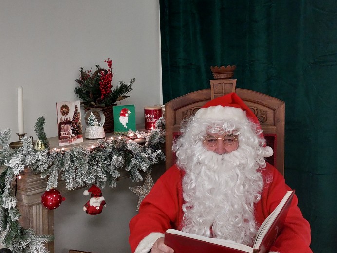 Papá Noel se conecta con los niños de Villaviciosa este fin de semana 