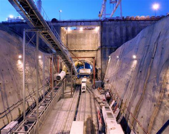 Oblanca: El proyecto original del Metrotrén nació en 2002 Oblanca: El proyecto original del Metrotrén nació en 2002