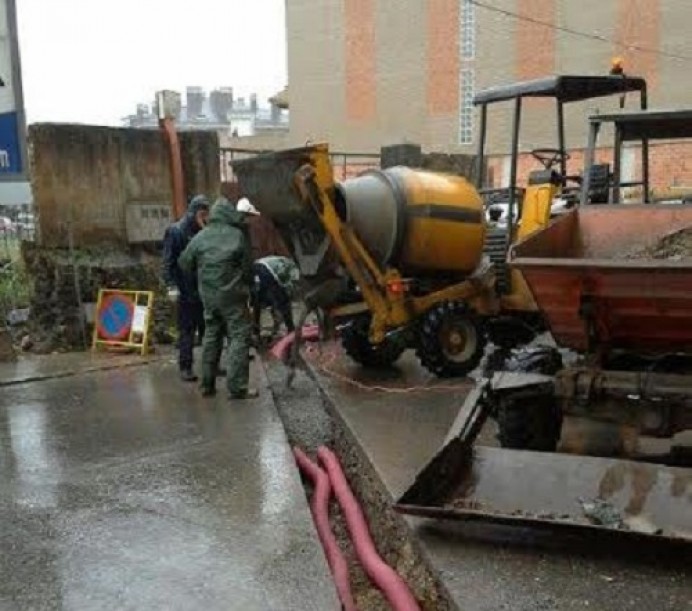 Obras en la calle Pando Valle