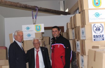 El Padre Ángel lleva a Nepal cinco toneladas de ayuda humanitaria