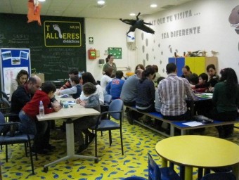 Papiroflexia en el MUJA