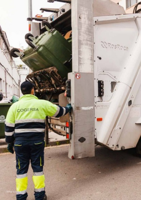 Ciudadanos pide la revisión de oficio del acuerdo del pleno del Ayuntamiento de Parres para la remunicipalización del servicio público de recogida de residuos