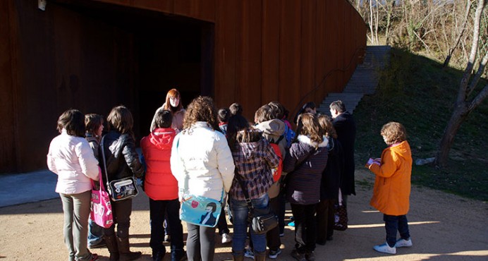 Visitas y actividades para grupos escolares en el Parque de la Prehistoria de Teverga