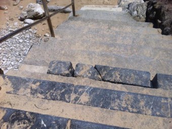 Foro Llanes exige la reparación de la Playa de Puertu Chicu