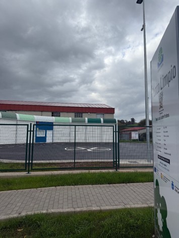 Villaviciosa inaugura el nuevo punto limpio de El Salín tras 13 años de cierre y traslado