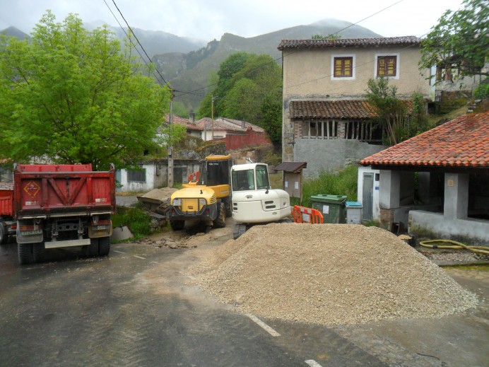 Inicio obras alcantarillado y abastecimiento en Purón