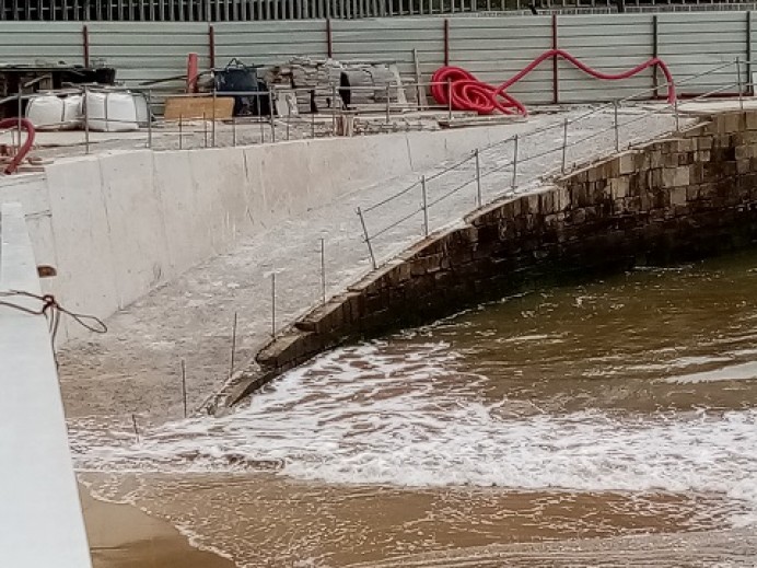 La rampa de la playa de L'Escanu de Llastres 