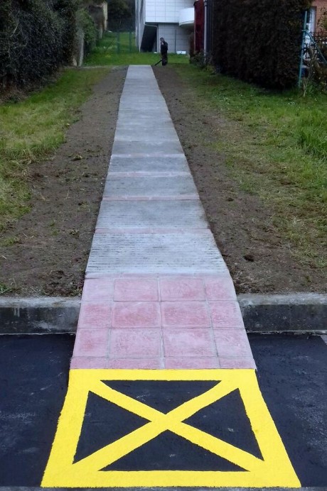 Finalizada la pasarela que une el Manso con el Centro de Salud