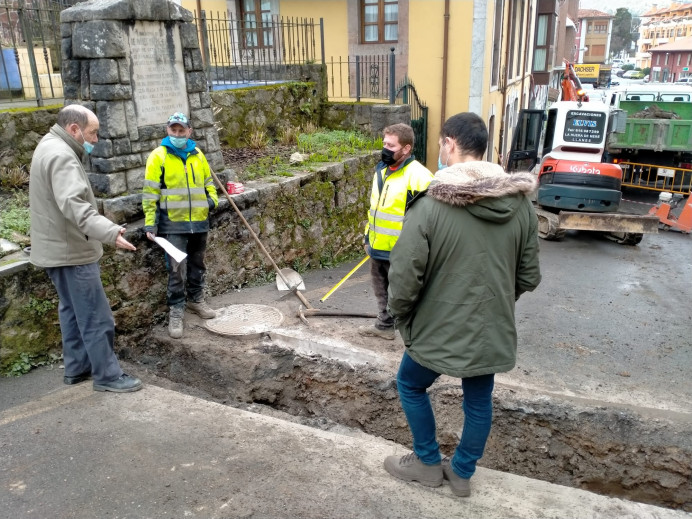 Arreglo de la rejilla y desagüe de Posada de Llanes