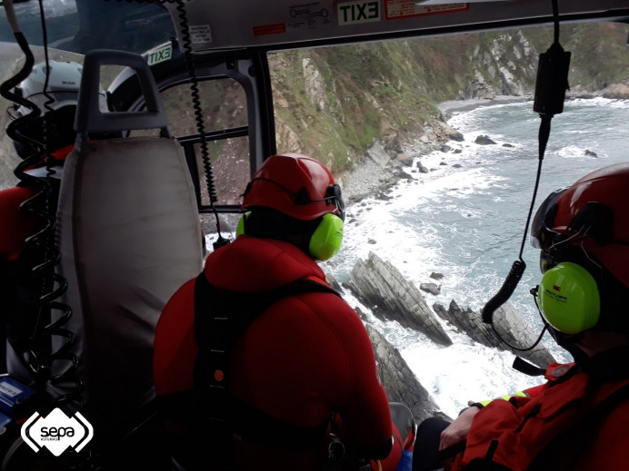 Rescate fluvial en Cangas de Onís Rescate fluvial en Cangas de Onís