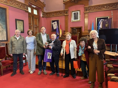 El Teatro Riera celebra 80 años con un homenaje a Cándido Cambiella y la proyección de su primera película