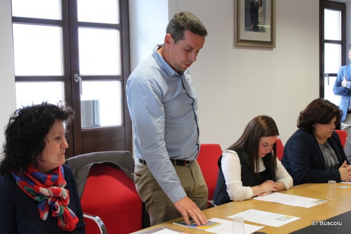 El Ayuntamiento de Colunga aprueba inversiones clave para el concejo con el apoyo del PSOE y la oposición del PP