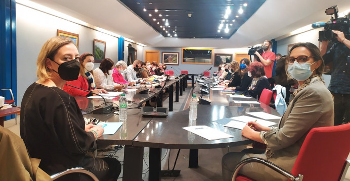 Más de un millar de refugiados ucranianos han solicitado protección temporal en Asturias