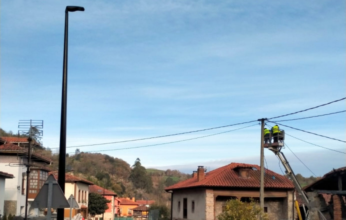Renovación alumbrado Meré Renovación alumbrado Meré