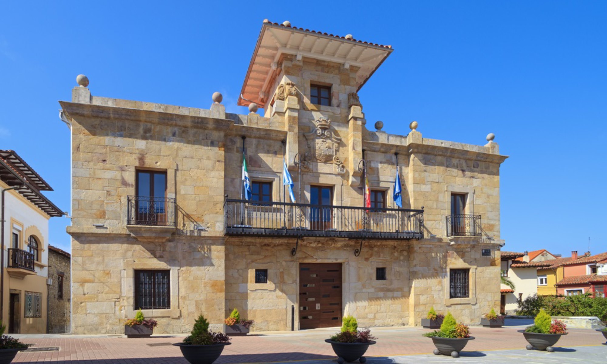 La Fundación Grande Covián distingue al Ayuntamiento de Colunga y al Restaurante Eutimio La Fundación Grande Covián distingue al Ayuntamiento de Colunga y al Restaurante Eutimio