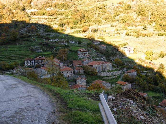 Peñamellera Baja reclama mejoras de fibra, televisión y cobertura móvil en varios núcleos rurales