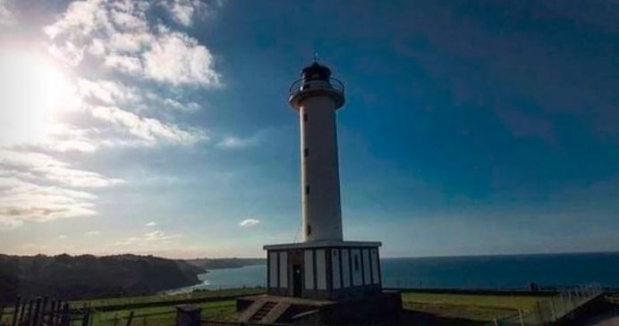 El Faro de Lastres
