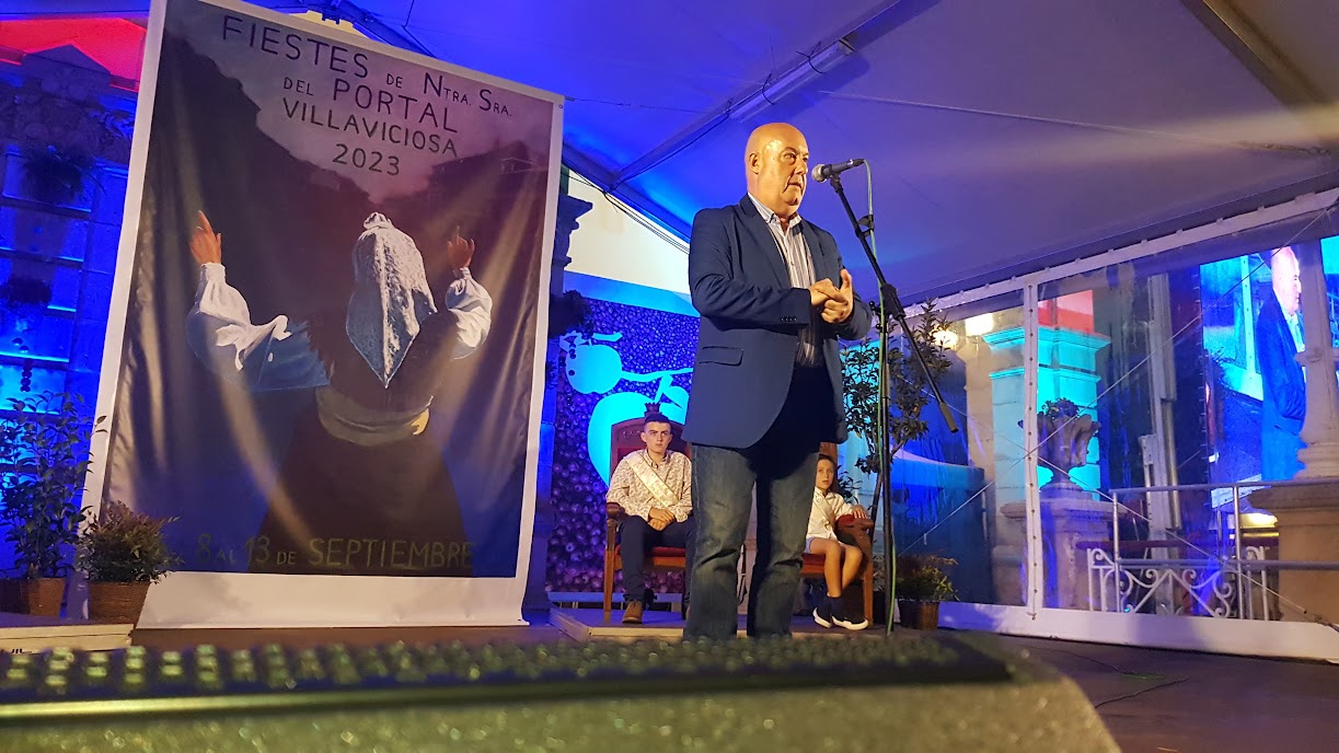 Villaviciosa despide a Gabriel González Tuya, referente cultural y solidario de la Comarca de la Sidra Villaviciosa despide a Gabriel González Tuya, referente cultural y solidario de la Comarca de la Sidra